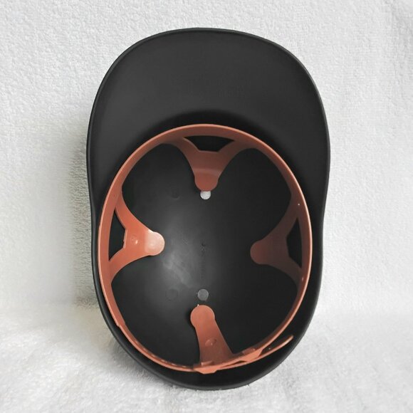 Full-Size 1969 MLB Chicago White Sox Collector's Batter's Helmet Never Adjusted! - Picture 4 of 4